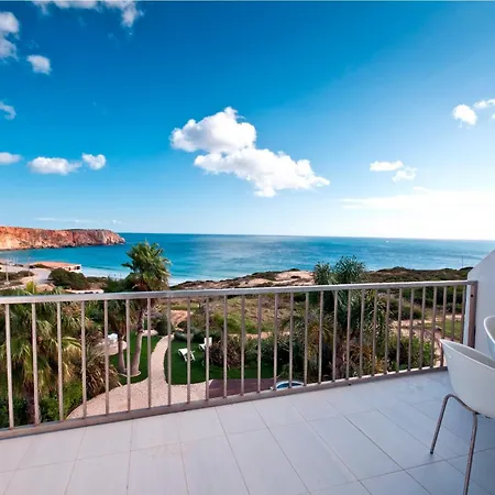 לינה וארוחת בוקר Mareta View - Boutique 4*