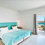 לינה וארוחת בוקר Mareta View - Boutique 4*